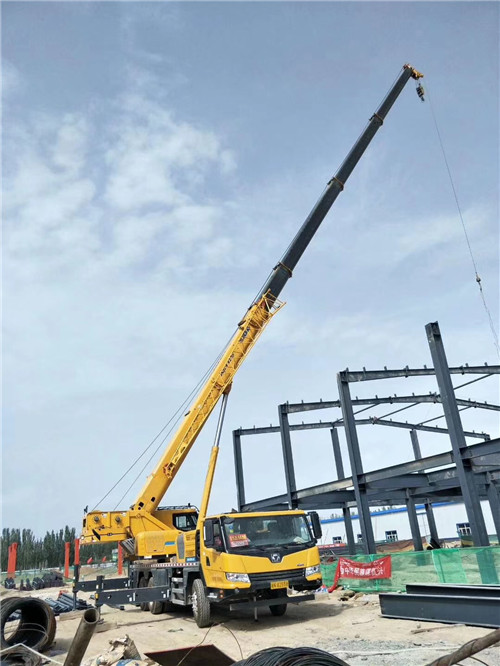 海原县超高层建筑钢结构吊装案例